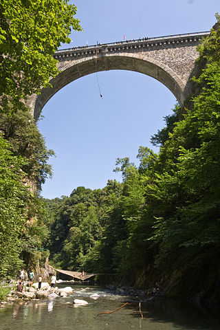 Pont Napoléon à Luz-Saint-Sauveur