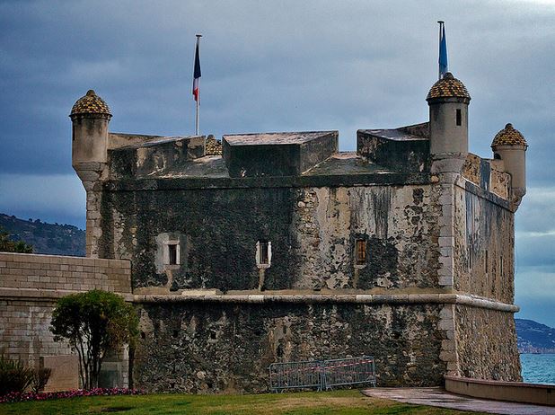 bastion menton - tony bowden