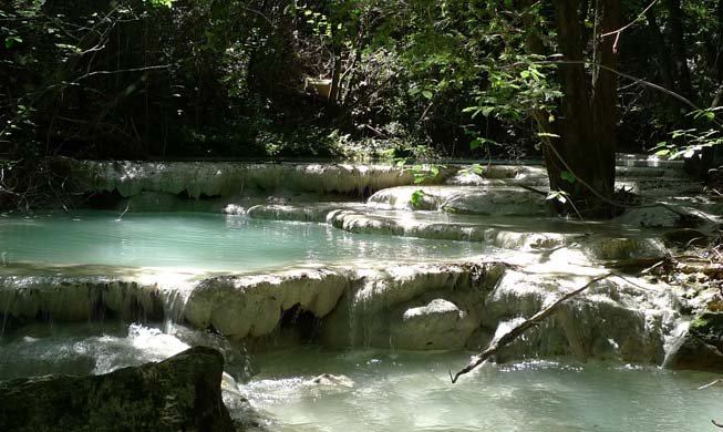 Nans les Pins - Crédit photo: @Office de Tourisme