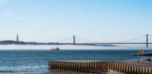 Les rives du Tage, vue sur le fleuve depuis Lisbonne. Crédit photo @Yann Cœuru - Flickr