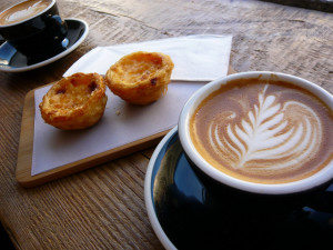 Les pasteis de nata, petits flancs typiques portugais, délices pour les papilles. Crédit photo @Jessica Spengler - Flickr