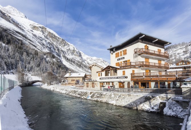 Tignes - Hotel Club MMV Tignes Les Brévières - Vue de loin