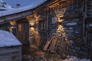 Chez Pépé Nicolas vous accueille de jour comme de nuit. Crédit photo @C.Cattin OT Val Thorens 