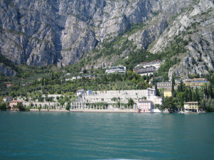 10 - Lac de Gardes - ERIC FORGET - Flickr