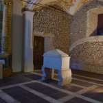 2 - Capela dos Ossos - Ken&Nyetta - Flickr