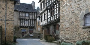 6 - Ségur-le-Château (2)- OT Ségur-le-Château