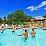 Camping Le Domaine des Chênes Verts 4* 6 - Calviac en Périgord - Camping Le Domaine des Chênes Verts