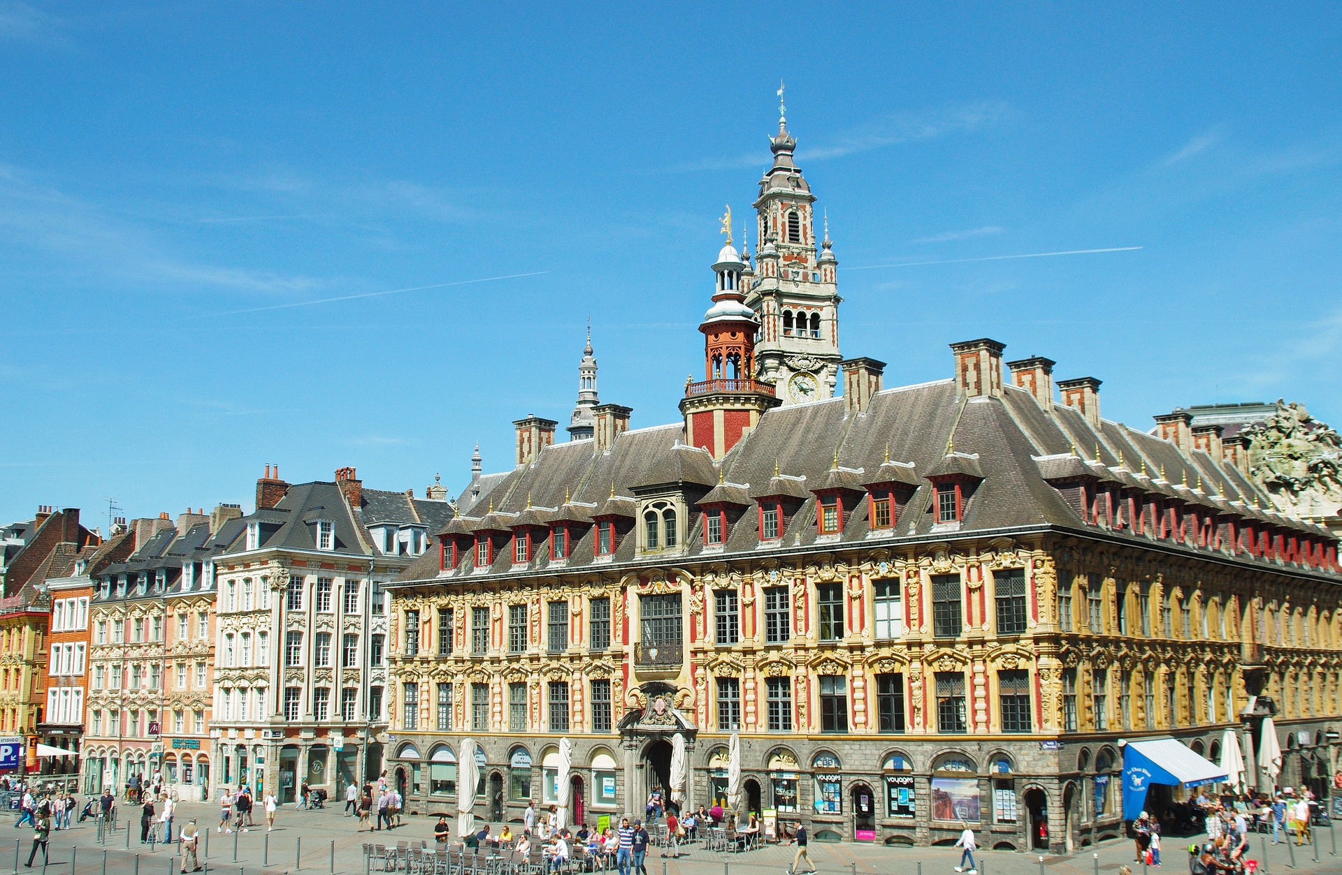 Lille La Vieille Bourse, Lille - @DEZALB - Pixabay