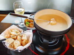 Une fondue savoyarde - @Wikimedia Commons - Google Images