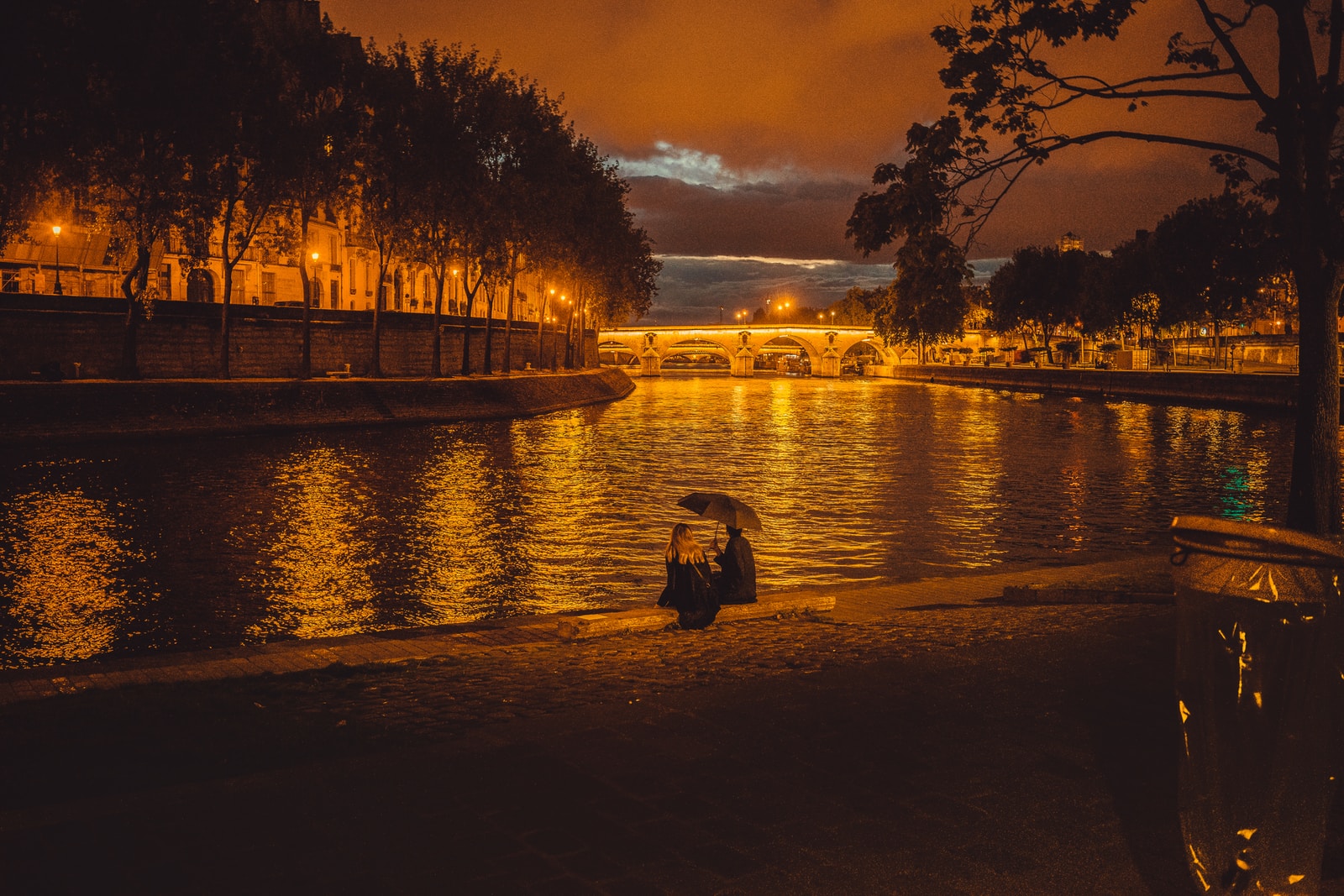 Seine nuit bateau mouche Paris - Plare